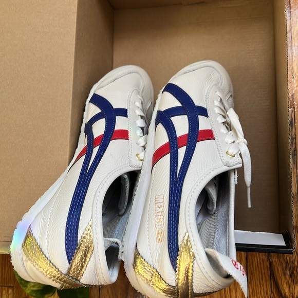 Bought it in Japan n wore only once- no box! - Picture 8 of 8